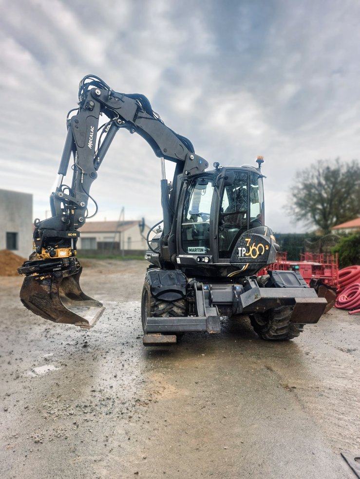 Tp 360 Assainissement La Chevroliere MECALAC 1